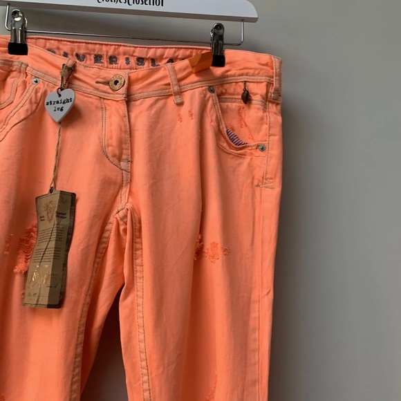 RIVER ISLAND Neon Orange Jeans
Low rise
Straight leg
UK 12 petite
Mark - Picture 15 of 16